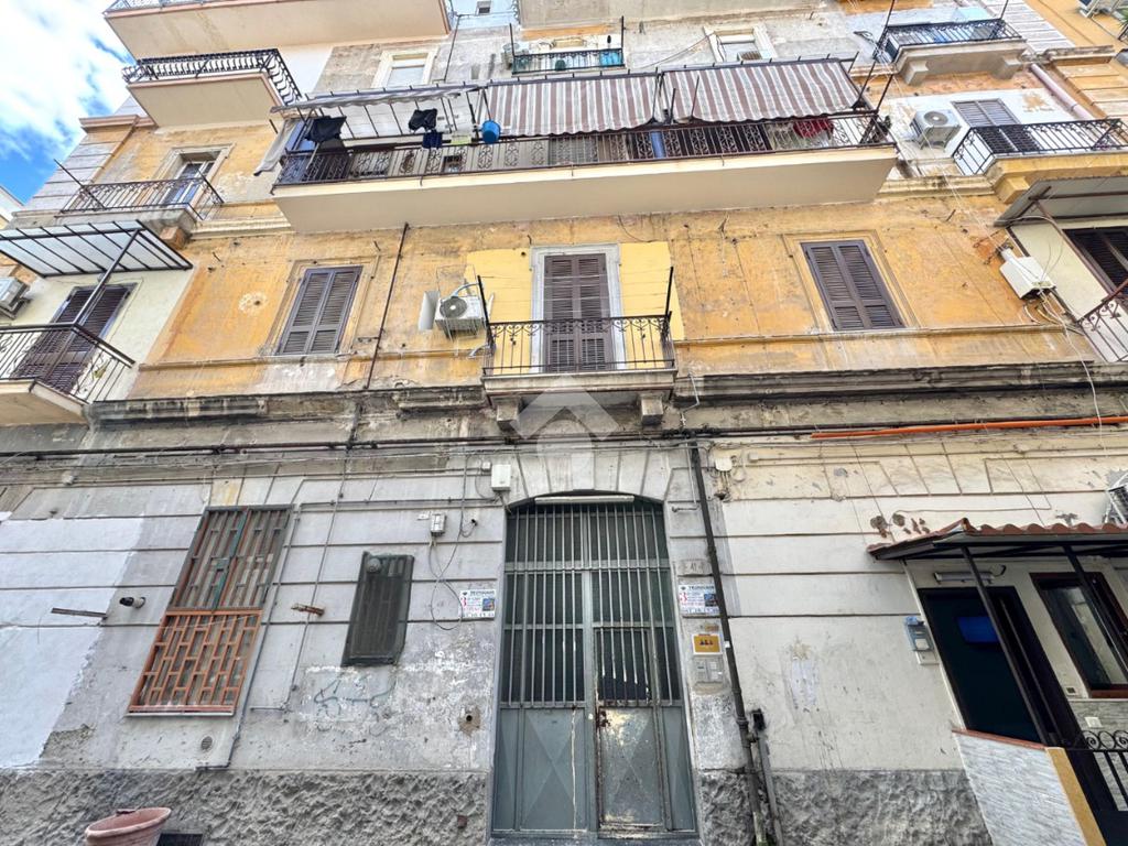 2 bedrooms Apartment in Naples, Italy No. 318094