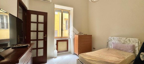 2 bedrooms Apartment in Naples, Italy No. 318094 24