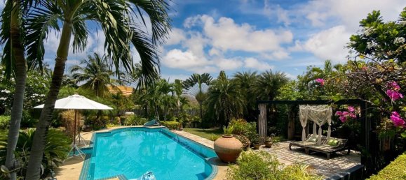 4 bedrooms Cafe / restaurant in Hua Hin, Thailand No. 6232 8