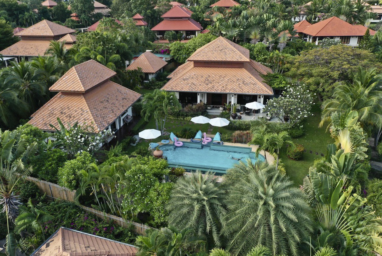 4 bedrooms Cafe / restaurant in Hua Hin, Thailand No. 6232