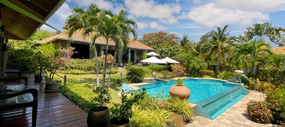 4 bedrooms Cafe / restaurant in Hua Hin, Thailand No. 6232 7