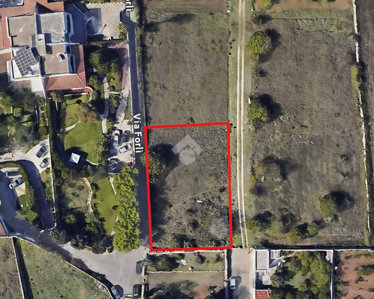 1083m² Land in Lecce, Italy No. 283940