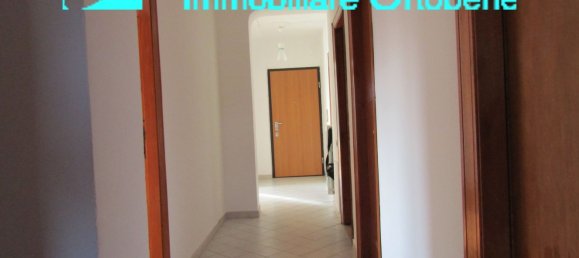 6 rooms Apartment in Nuoro, Italy No. 176149 8
