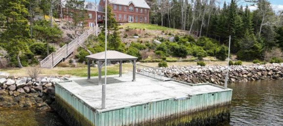 6 bedrooms House in Tantallon, Canada No. 474 3