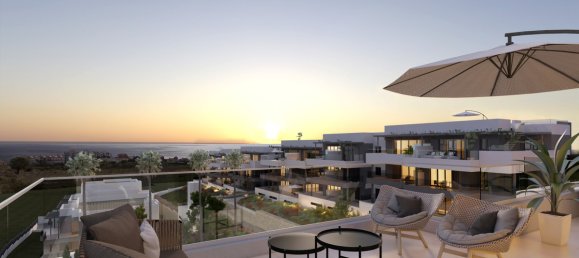 4 bedrooms Apartment in Estepona, Spain No. 3307 7