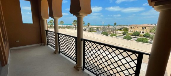 6 bedrooms Villa in Saadiyat Island, UAE No. 1714 4