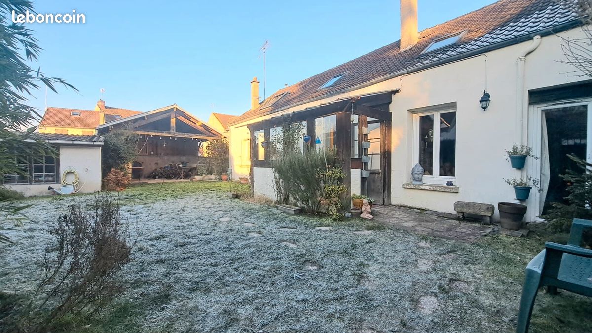 4 Schlafzimmer Haus in Asnieres-sur-Oise, France, Nr. 144449