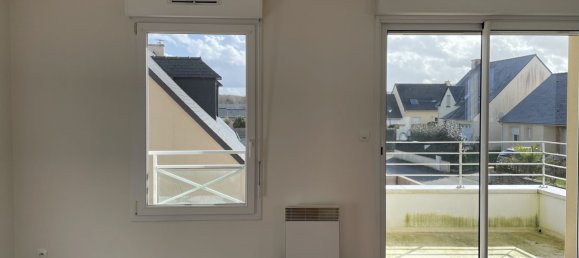 Apartamento de 1 dormitorio en Miniac-Morvan, France No. 44173 2