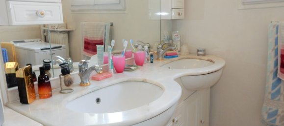 2 chambres Appartement à Clichy, France No. 183764 15