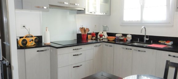 2 chambres Appartement à Clichy, France No. 183764 7