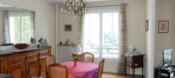 2 chambres Appartement à Clichy, France No. 183764 6