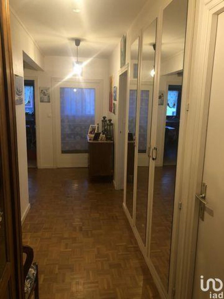 2 Schlafzimmer Eigentumswohnung in Tours, France, Nr. 8370