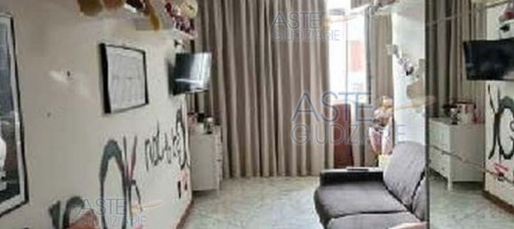 6 rooms Apartment in Naples, Italy No. 9946 17