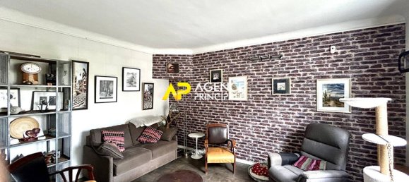 2 bedrooms House in Bezons, France No. 127376 10