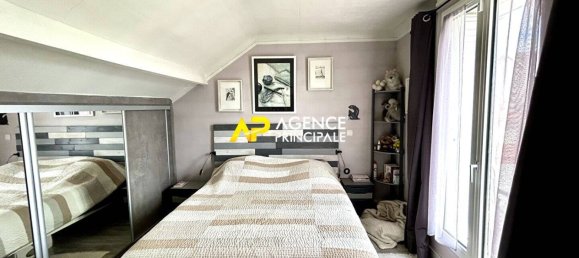 2 bedrooms House in Bezons, France No. 127376 14