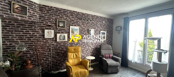 2 bedrooms House in Bezons, France No. 127376 11