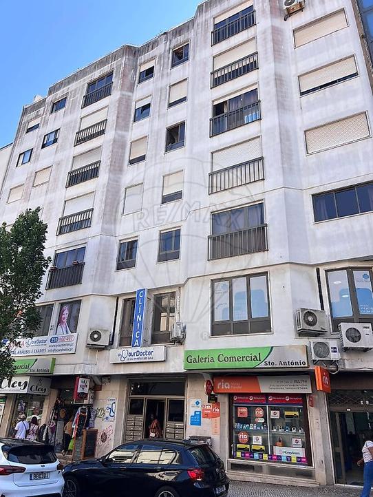 162m² Office in Sintra, Portugal No. 211659