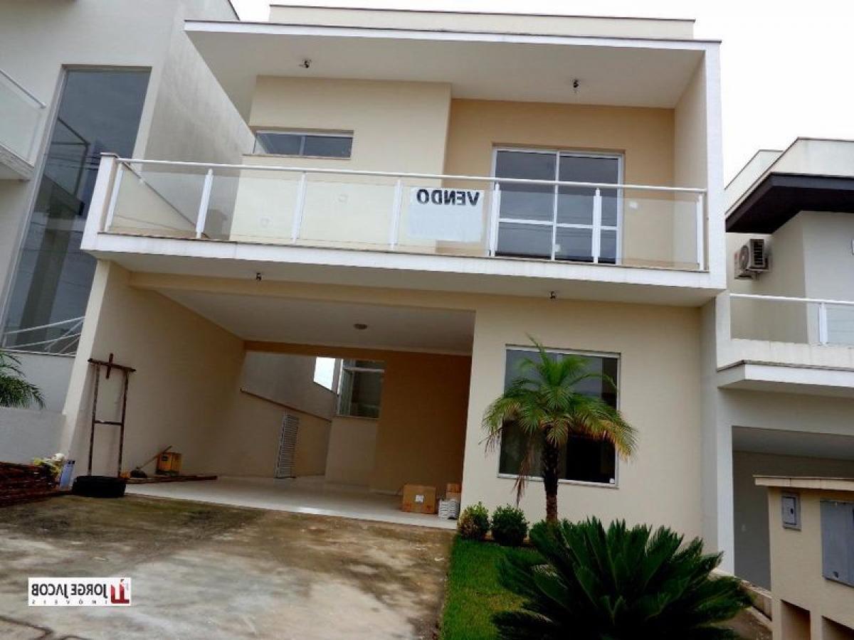 Casa de 3 dormitorios en Sao Paulo, Brazil No. 500802