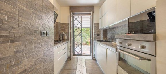 Apartamento T2 em Rome, Italy N.º 283111 7