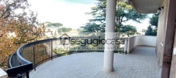 3 rooms Apartment in Rome, Italy No. 36014 25