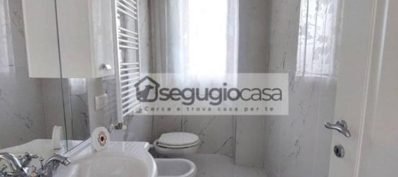 3 rooms Apartment in Rome, Italy No. 36014 21