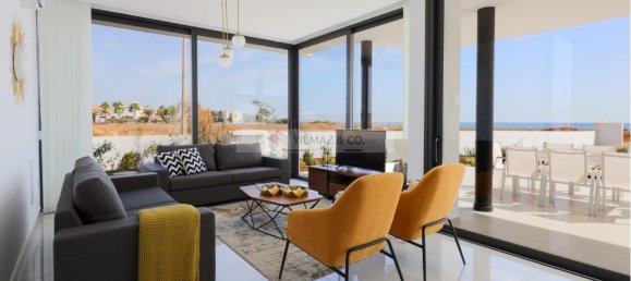 6-salle Villa à Larnaca, Cyprus No. 24137 10