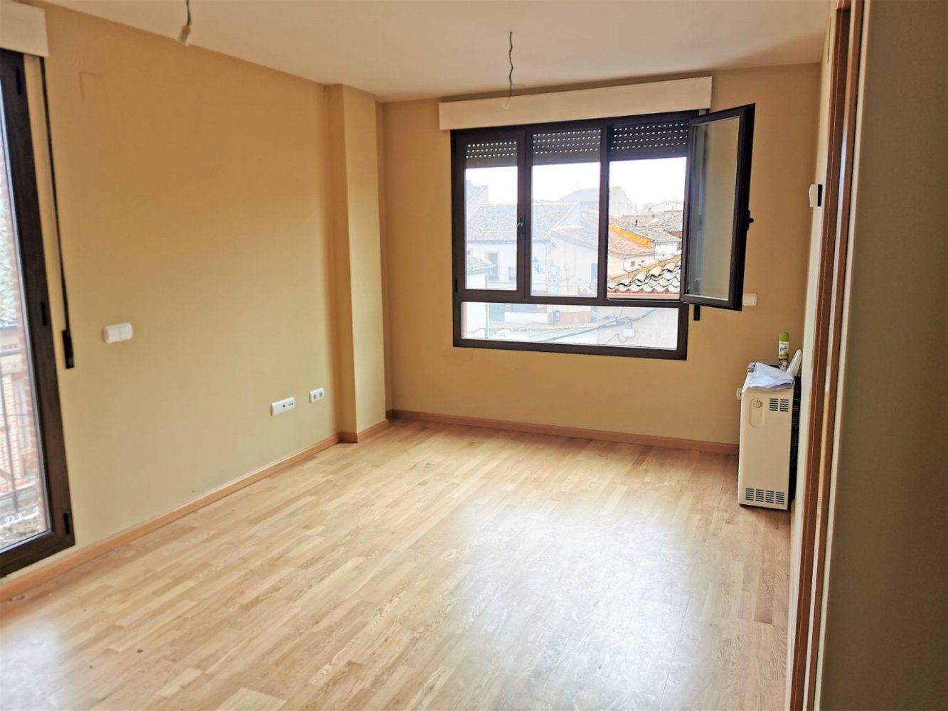 2 chambres Appartement à Cantimpalos, Spain No. 158984
