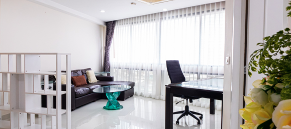 Кондоминиум  с 3 спальнями в Клонг Тоэй, Таиланд № 4747 11