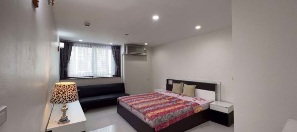 Кондоминиум  с 3 спальнями в Клонг Тоэй, Таиланд № 4747 12