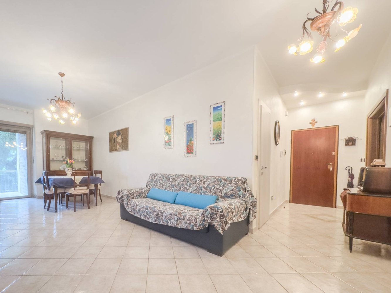 4 bedrooms Apartment in Rivoli, Italy No. 109740