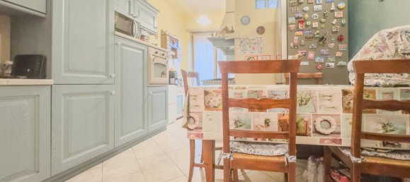 4 bedrooms Apartment in Rivoli, Italy No. 109740 7