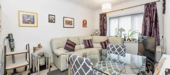 1 bedroom Apartment in Bushey, United Kingdom No. 6254 9