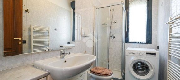 Apartamento de 3 dormitorios en Ponte San Pietro, Italy No. 266544 30