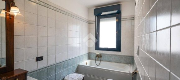 Apartamento de 3 dormitorios en Ponte San Pietro, Italy No. 266544 20