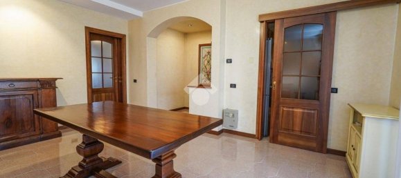 Apartamento de 3 dormitorios en Ponte San Pietro, Italy No. 266544 3