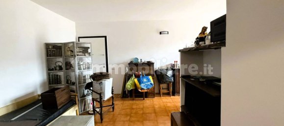 Квартира с 3 спальнями в Рим, Италия № 349141 10