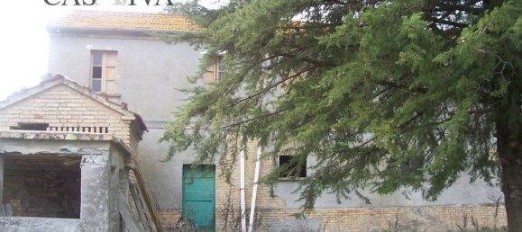 3 rooms House in Acquaviva Picena, Italy No. 139584 9