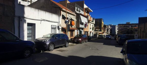 2 bedrooms House in Messina, Italy No. 25939 3