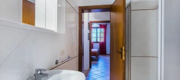 Отель, гостиница 350м² в Чечина, Италия № 326765 44