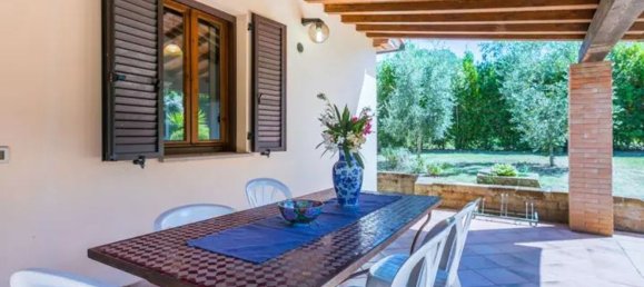 Отель, гостиница 350м² в Чечина, Италия № 326765 23