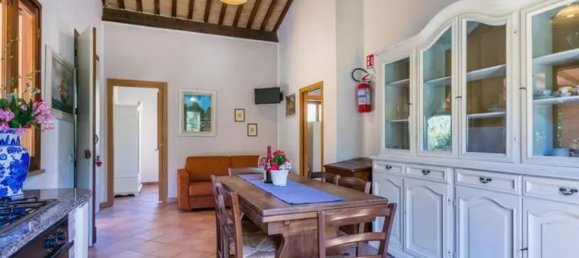 Отель, гостиница 350м² в Чечина, Италия № 326765 6