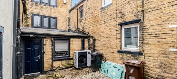 Maison à Bradford, United Kingdom No. 2210 12