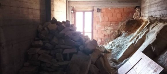 3 Schlafzimmer Wohnung in Pietrapertosa, Italy, Nr. 29789 75