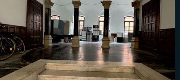 3-salle Appartement à Turin, Italy No. 50187 9