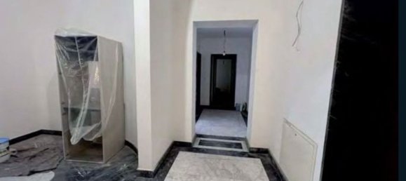 3-salle Appartement à Turin, Italy No. 50187 19