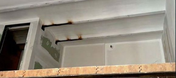 3-salle Appartement à Turin, Italy No. 50187 16