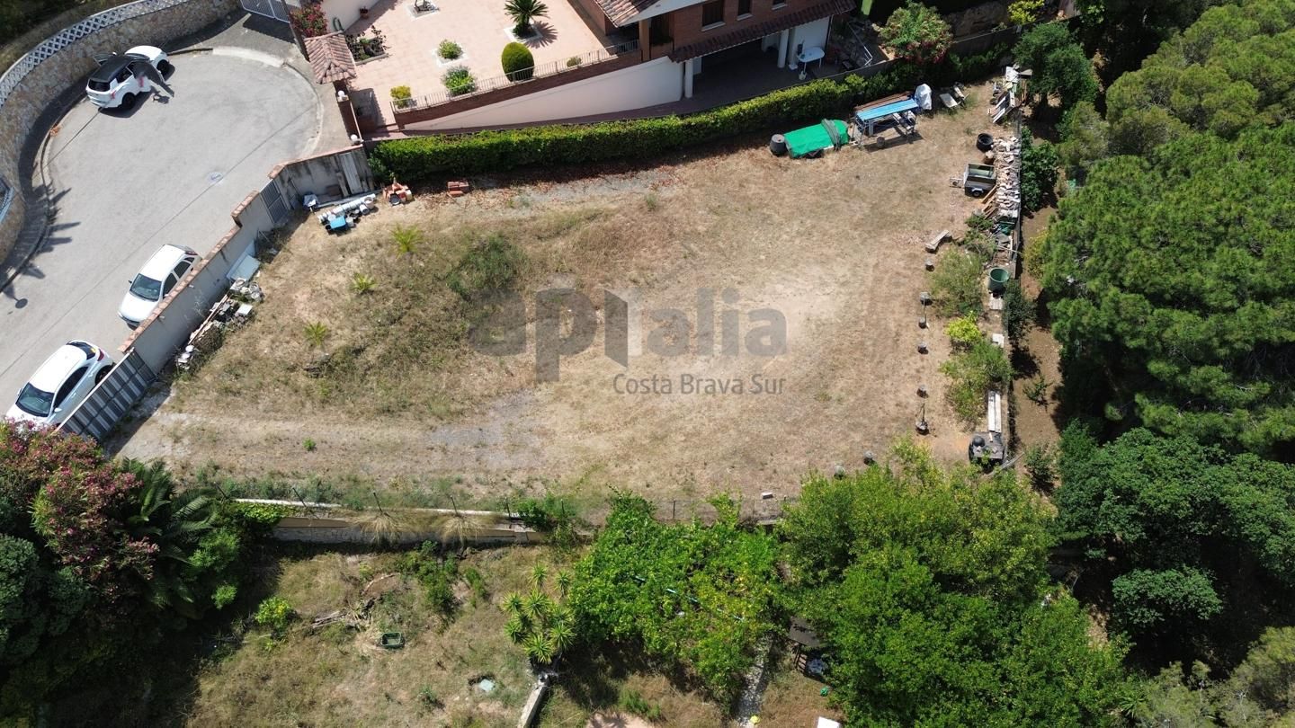 Terrain à Lloret de Mar, Spain 907m² No. 279974