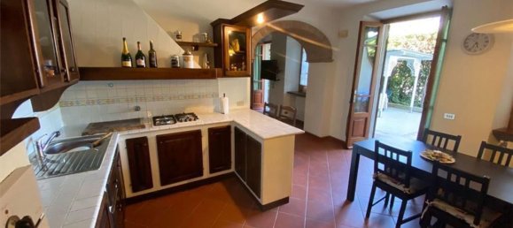 4 rooms Villa in Forte dei Marmi, Italy No. 309985 6