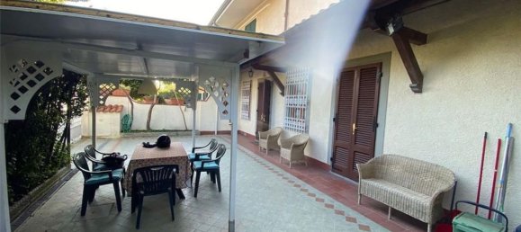 4 rooms Villa in Forte dei Marmi, Italy No. 309985 3