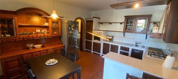 4 rooms Villa in Forte dei Marmi, Italy No. 309985 8